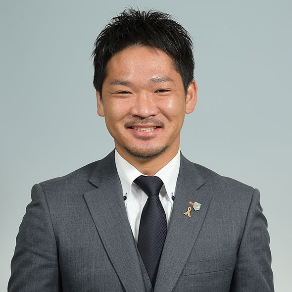 塚本　泰史